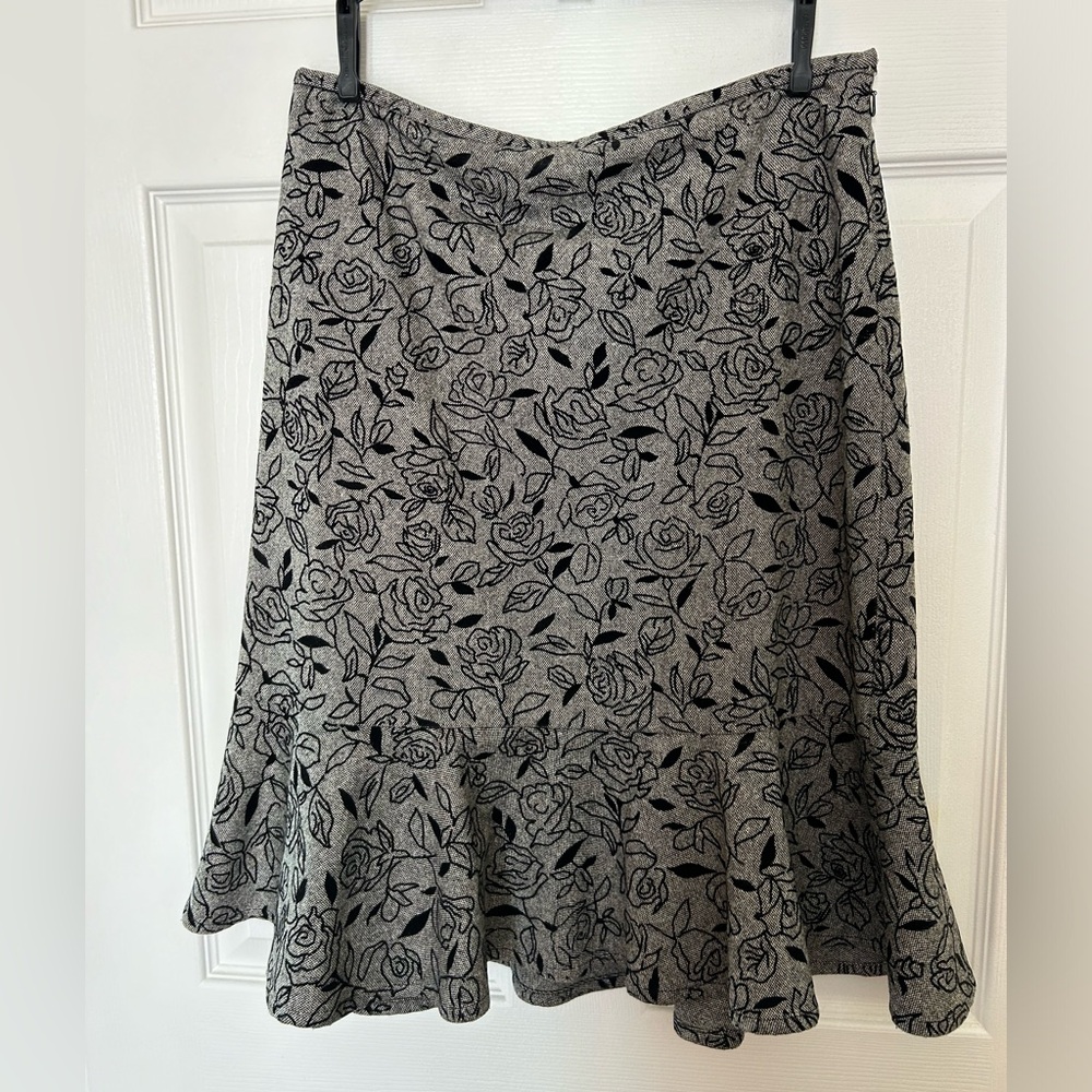 Ann Taylor LOFT skirt